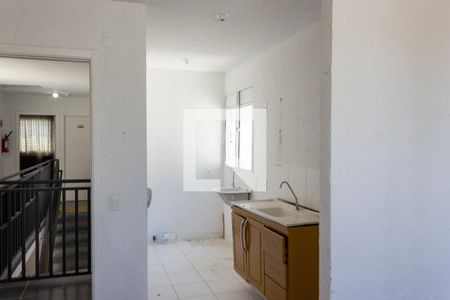 Cozinha e Área de Serviço de apartamento à venda com 2 quartos, 40m² em Rubem Berta, Porto Alegre