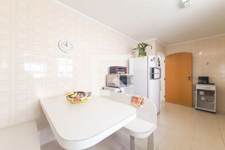 Apartamento para alugar com 190m², 4 quartos e 2 vagas Apartamento para alugar com 190m², 4 quartos e 2 vagasCozinha