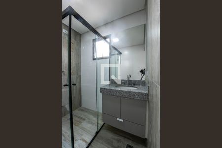 Banheiro de apartamento para alugar com 1 quarto, 45m² em Parque da Vila Prudente, São Paulo