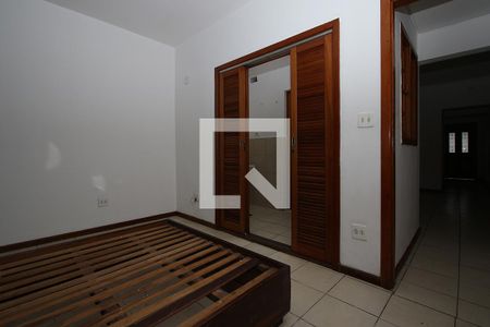 Quarto de casa para alugar com 1 quarto, 60m² em Pinheiros, São Paulo