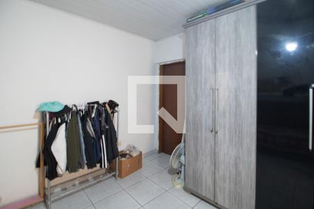 Quarto 1 de casa para alugar com 2 quartos, 370m² em Parque Edu Chaves, São Paulo