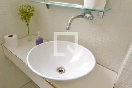 Apartamento para alugar com 91m², 2 quartos e sem vaga Apartamento para alugar com 91m², 2 quartos e sem vagaBanheiro