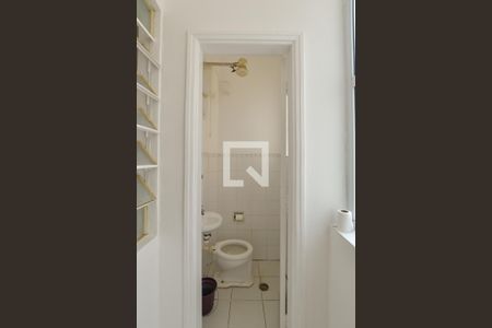 Apartamento para alugar com 91m², 2 quartos e sem vaga Apartamento para alugar com 91m², 2 quartos e sem vagaBanheiro de serviço