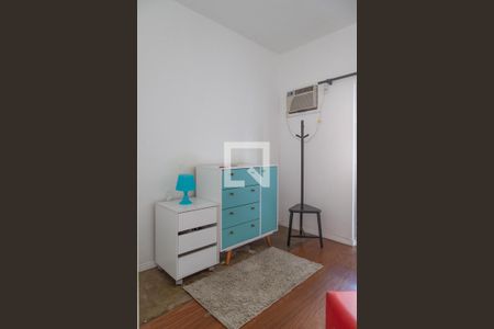 Quarto 1 de apartamento para alugar com 3 quartos, 105m² em Recreio dos Bandeirantes, Rio de Janeiro