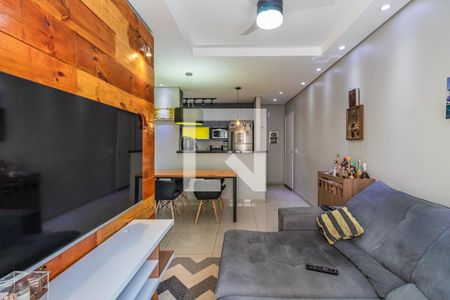 Sala de apartamento à venda com 2 quartos, 62m² em Jardim Tupanci, Barueri
