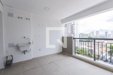 Varanda e área de serviço de apartamento à venda com 2 quartos, 65m² em Vila Zilda, São Paulo