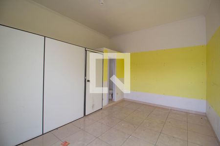 Salão de casa à venda com 4 quartos, 110m² em Vila Verde, São Paulo