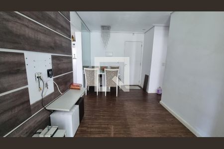 Sala de apartamento para alugar com 2 quartos, 50m² em Parque Suzano, Suzano