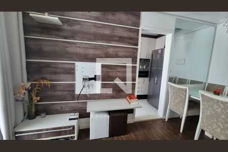 Sala de apartamento para alugar com 2 quartos, 50m² em Parque Suzano, Suzano