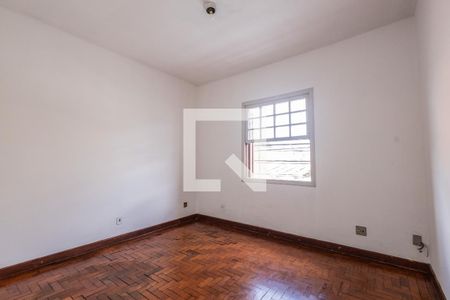 Quarto 1 de casa para alugar com 2 quartos, 120m² em Pari, São Paulo