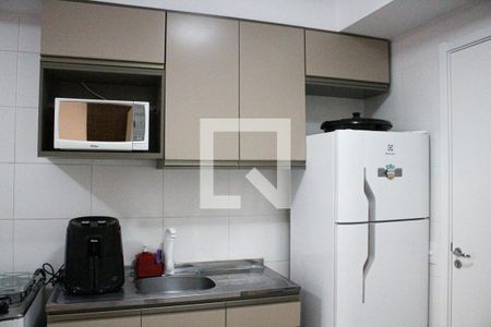 Sala/Cozinha de apartamento para alugar com 1 quarto, 29m² em Vila Palmeiras, São Paulo