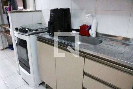 Sala/Cozinha de apartamento para alugar com 1 quarto, 29m² em Vila Palmeiras, São Paulo