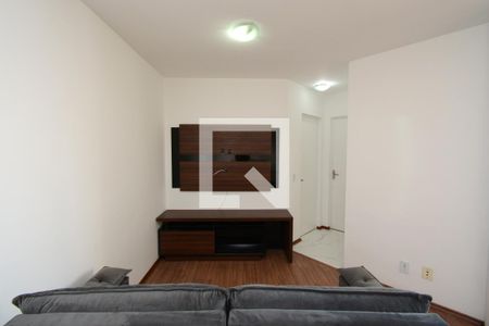 Sala de apartamento para alugar com 2 quartos, 50m² em Jardim Marajoara, São Paulo