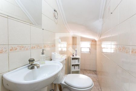 Lavabo de casa à venda com 3 quartos, 220m² em Jardim Textil, São Paulo