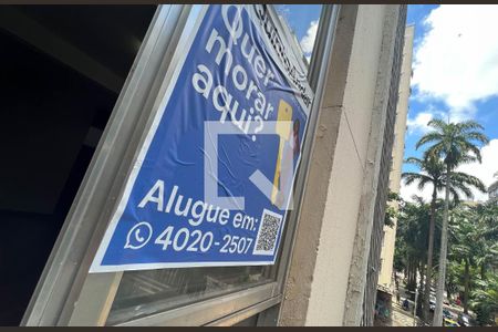 Placa instalada de apartamento para alugar com 0 quarto, 25m² em Flamengo, Rio de Janeiro