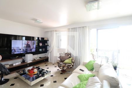 Sala de apartamento para alugar com 2 quartos, 130m² em Vila Romana, São Paulo