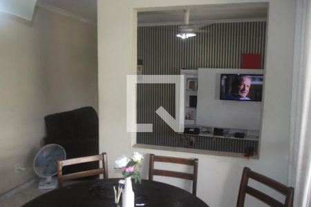 Sala de apartamento para alugar com 2 quartos, 75m² em Inhauma, Rio de Janeiro