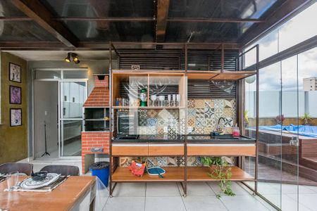 Apartamento à venda com 160m², 3 quartos e 2 vagas Apartamento à venda com 160m², 3 quartos e 2 vagasVaranda gourmet