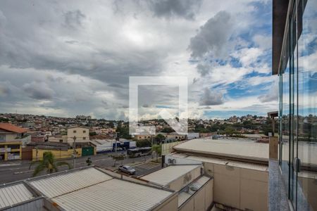 Apartamento à venda com 160m², 3 quartos e 2 vagas Apartamento à venda com 160m², 3 quartos e 2 vagasVaranda