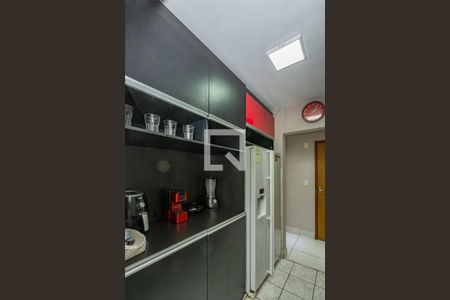 Apartamento à venda com 160m², 3 quartos e 2 vagas Apartamento à venda com 160m², 3 quartos e 2 vagasCozinha