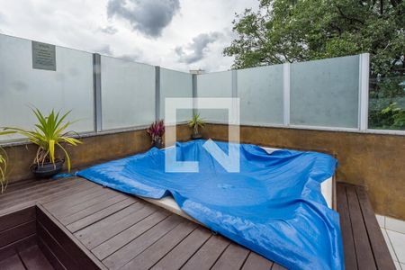 Apartamento à venda com 160m², 3 quartos e 2 vagas Apartamento à venda com 160m², 3 quartos e 2 vagasHidromassagem