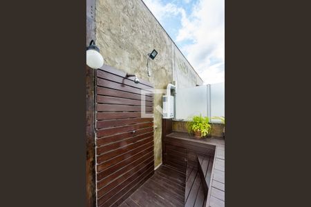 Apartamento à venda com 160m², 3 quartos e 2 vagas Apartamento à venda com 160m², 3 quartos e 2 vagasDucha