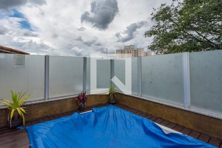Apartamento à venda com 160m², 3 quartos e 2 vagas Apartamento à venda com 160m², 3 quartos e 2 vagasHidromassagem