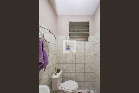 Apartamento à venda com 160m², 3 quartos e 2 vagas Apartamento à venda com 160m², 3 quartos e 2 vagasLavabo