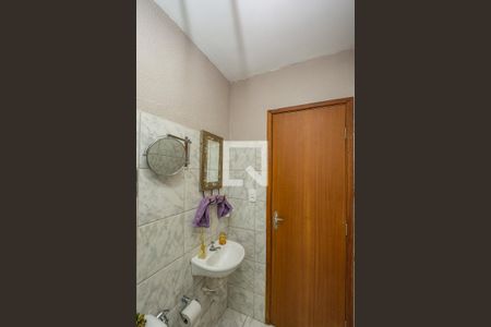 Apartamento à venda com 160m², 3 quartos e 2 vagas Apartamento à venda com 160m², 3 quartos e 2 vagasBanheiro Social