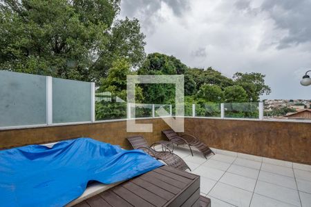 Apartamento à venda com 160m², 3 quartos e 2 vagas Apartamento à venda com 160m², 3 quartos e 2 vagasHidromassagem