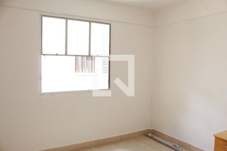 Quarto 2 de apartamento para alugar com 2 quartos, 52m² em Itaquera, São Paulo