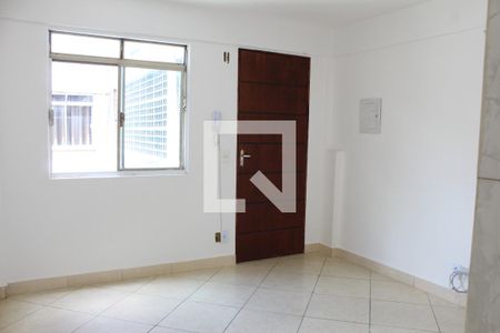 Sala de apartamento para alugar com 2 quartos, 52m² em Itaquera, São Paulo