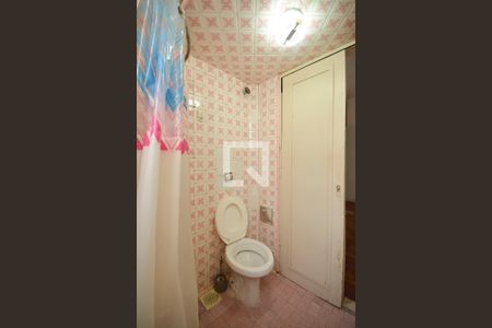 Banheiro  de kitnet/studio à venda com 1 quarto, 14m² em Laranjeiras, Rio de Janeiro