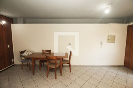 Sala de apartamento para alugar com 1 quarto, 50m² em Centro Histórico, Porto Alegre