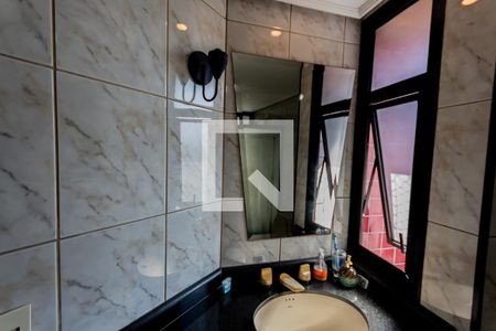 Apartamento à venda com 476m², 4 quartos e 4 vagas Apartamento à venda com 476m², 4 quartos e 4 vagasEspelho