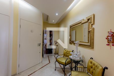 Apartamento à venda com 476m², 4 quartos e 4 vagas Apartamento à venda com 476m², 4 quartos e 4 vagasHall de Entrada