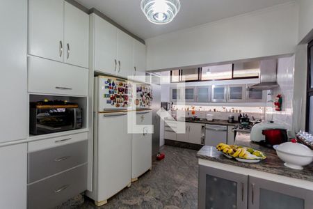 Apartamento à venda com 476m², 4 quartos e 4 vagas Apartamento à venda com 476m², 4 quartos e 4 vagasCozinha