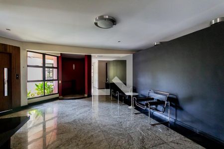 Apartamento à venda com 476m², 4 quartos e 4 vagas Apartamento à venda com 476m², 4 quartos e 4 vagasÁrea comum - Salão de festas