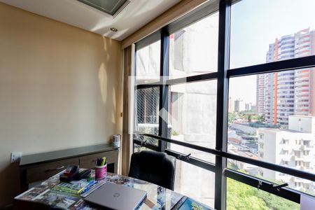 Apartamento à venda com 476m², 4 quartos e 4 vagas Apartamento à venda com 476m², 4 quartos e 4 vagasEscritório