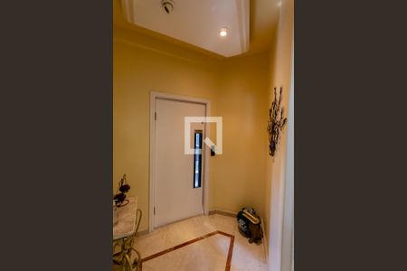 Apartamento à venda com 476m², 4 quartos e 4 vagas Apartamento à venda com 476m², 4 quartos e 4 vagasEntrada