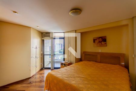 Apartamento à venda com 476m², 4 quartos e 4 vagas Apartamento à venda com 476m², 4 quartos e 4 vagasSuíte 1