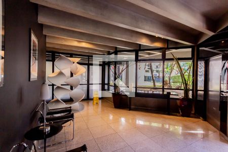 Apartamento à venda com 476m², 4 quartos e 4 vagas Apartamento à venda com 476m², 4 quartos e 4 vagasHall