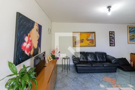 Sala Estar de casa à venda com 4 quartos, 200m² em Jardim das Vertentes, São Paulo