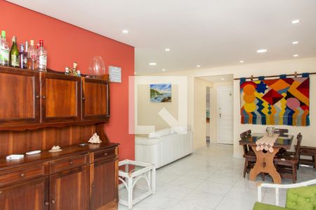 Sala de apartamento para alugar com 4 quartos, 120m² em Jardim Tejereba, Guarujá