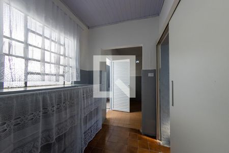 Corredor de casa para alugar com 1 quarto, 50m² em Jardim Sapopemba, São Paulo