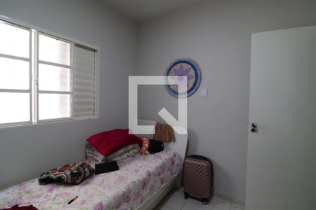 Quarto 1 de casa para alugar com 4 quartos, 244m² em Santa Mônica, Uberlândia