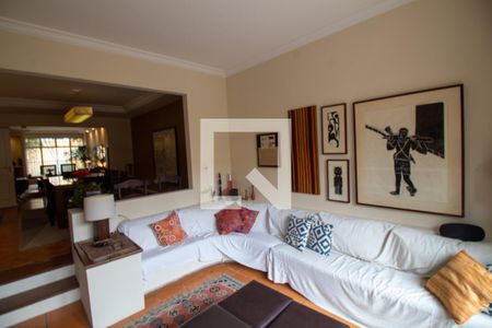 Sala de TV de casa para alugar com 4 quartos, 320m² em Brooklin, São Paulo