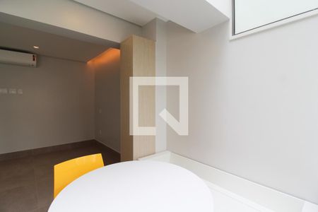 Varanda da sala  de apartamento à venda com 1 quarto, 28m² em Indianópolis, São Paulo