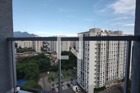 varanda de apartamento para alugar com 2 quartos, 54m² em Jacarepaguá, Rio de Janeiro