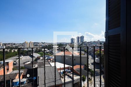 Varanda do quarto 1 de apartamento para alugar com 2 quartos, 55m² em Jardim Maria Rosa, Taboão da Serra